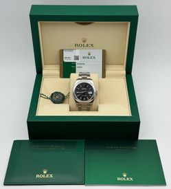 2019 Rolex Datejust 41mm stainless steel oyster bracelet smooth bezel rhodium dial 126300 watch box booklets green tag