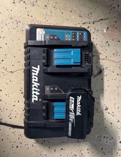 Makita Dc18RD Doble Charger el 5amp 18v Battery