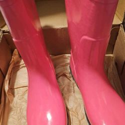 Young Lady's Boots  Size 4