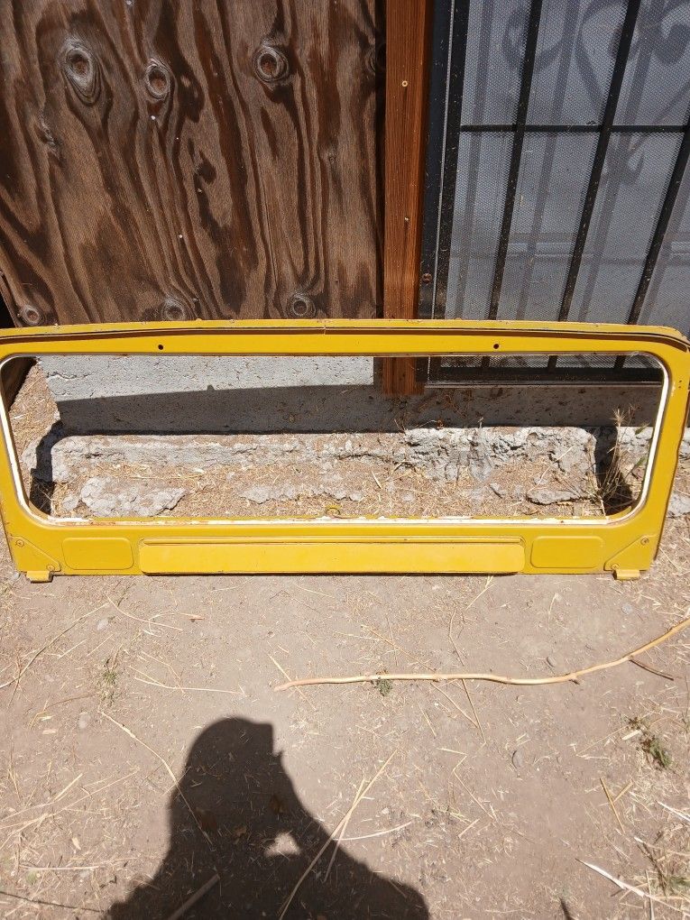 Toyota Land Cruiser Windshield Frame