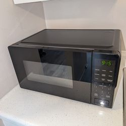 Small Microwave 
