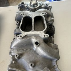 Edelbrock Intake Manifold