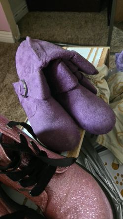 Gently Used Size Girl Boots