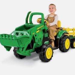 Peg Perego John Deere Ground Loader 12 Volt Ride-On