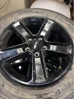 Jeep 5 tires new