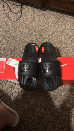 Nike slides