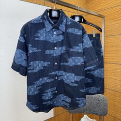 Men’s size S/M/L/XL