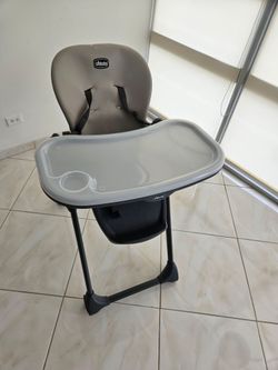 Gently Used Chicco High Chair - Excellent Condition (Sunny Isles Beach)