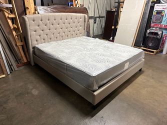 Cal king, Upholstered Bed Frame with Tufted Wingback Headboard