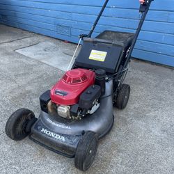Honda Mower HRC216 ! Working Great 