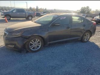 2012 Kia Optima 2.4 Automatic Part Out 