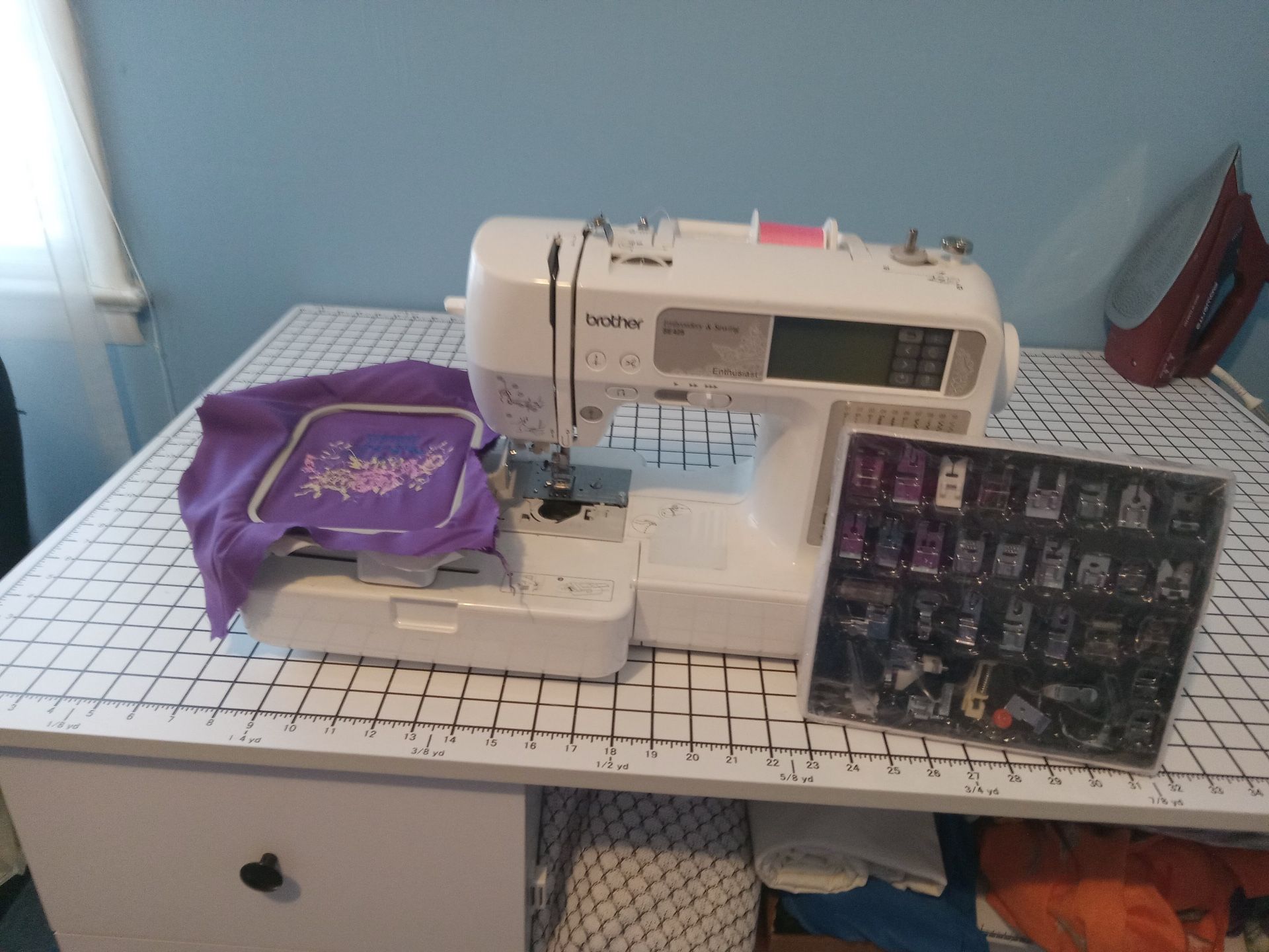 brother sewing and embroibery machine with extra feet