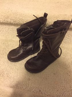 Girls boots- size 10