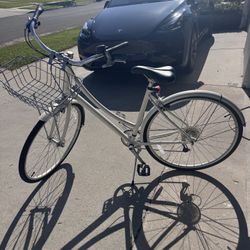 Specialized Women’s Daily Step Through Hybrid Bike