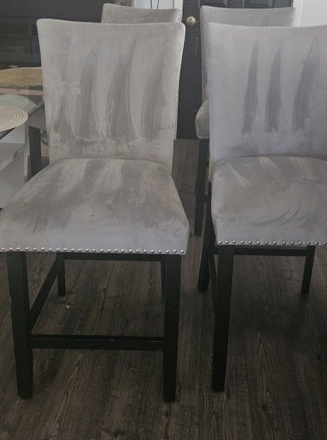 4 dining chairs