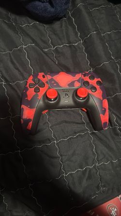 Camo red PS5 aim Controller