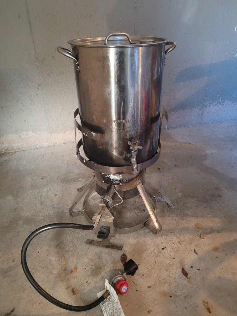30QT Bass Pro Shop Turkey Fryer
