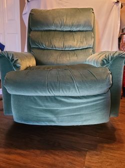 Franklin Ulta Massage Recliner 