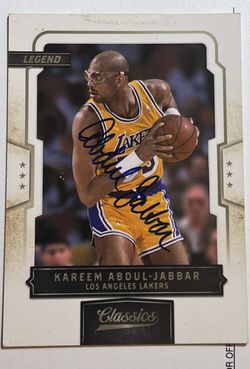 Authentic Signed Kareem Abdul-Jabbar Basketball Card