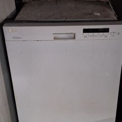 Used LG Dishwashe, Model#LDS5040WW