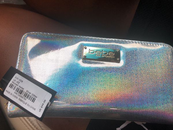 Bebe rainbow shine Wallet for Sale in Memphis, TN - OfferUp