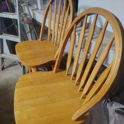2 SOLID WOOD SWIVEL BARSTOOLS.   