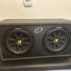 (12) kicker comp subwoofer Speakers custom kicker box 