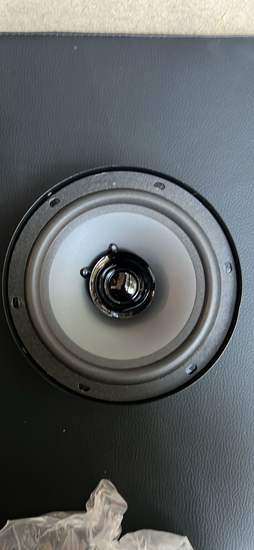 Audio system 6.5" dual cone speakers, original equipment parts
