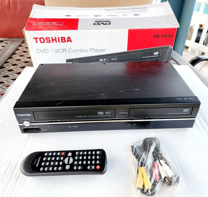 Toshiba SD-V296 DVD Player/Video Cassette Recorder (VCR) Combo w