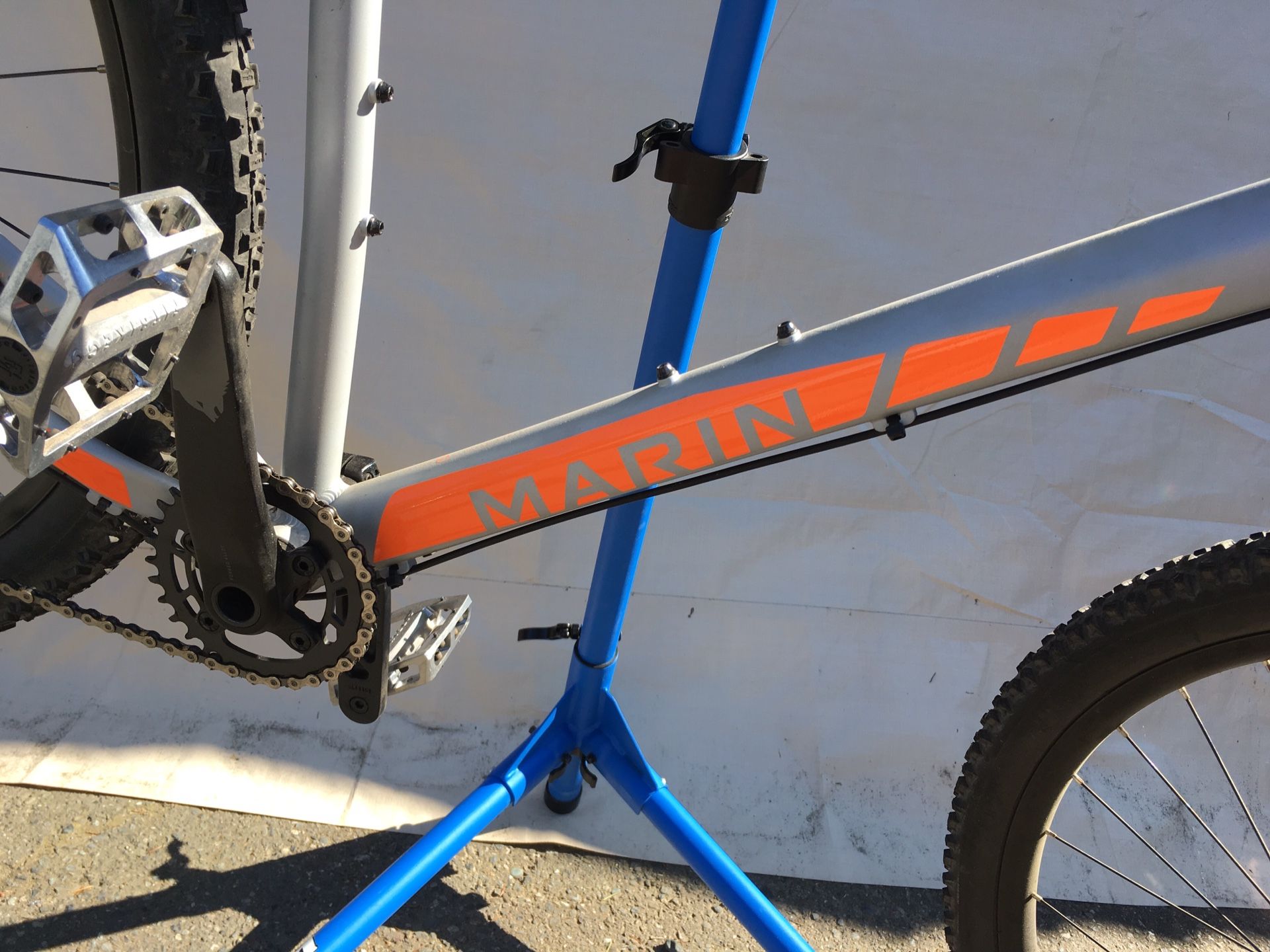 marin rock spring base 29 hardtail bike 2019