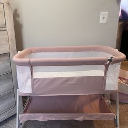 Baby Bassinet Bedside Sleeper 