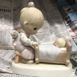 Precious Moments Figurine