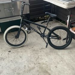 Elite Bmx Bike
