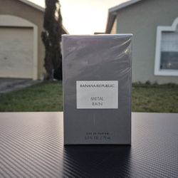 🌫️ Banana Republic Metal Rain – 3.4oz