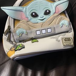Loungefly Star Wars The Mandalorian Child In Cradle Mini Backpack 