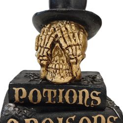 Gothic Halloween Skull Decoration with top hat, Display of Potion Books, Black and Gold Tones, Suitable for Holiday Decoration and Living Room Decorat