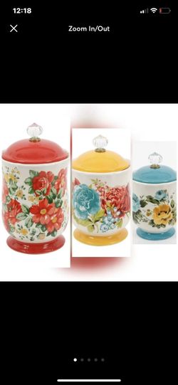 Pioneer woman canisters