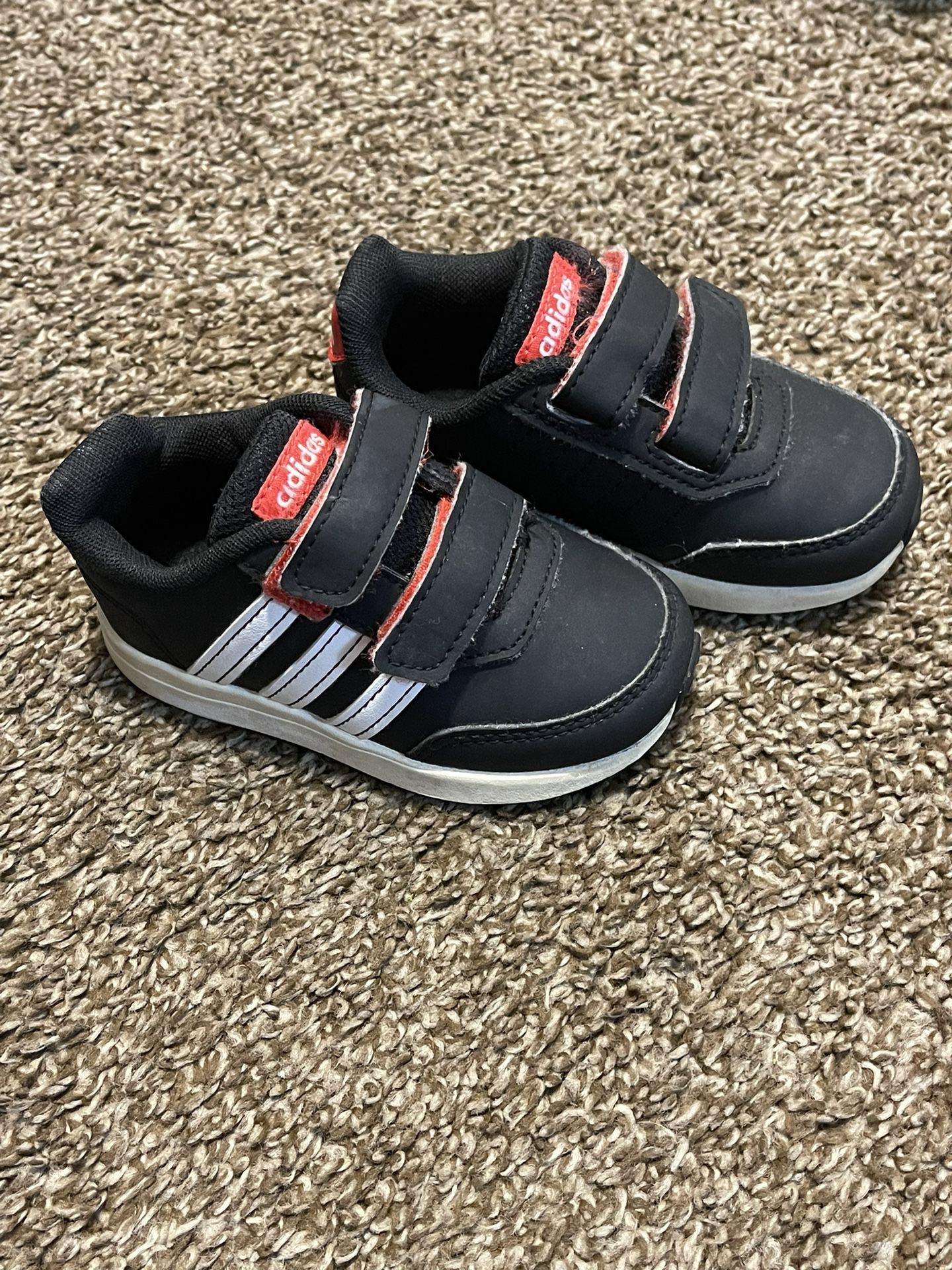 Adidas Toddler Shoes 5.5k