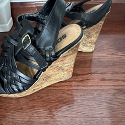 Size 5 Women’s Shoes