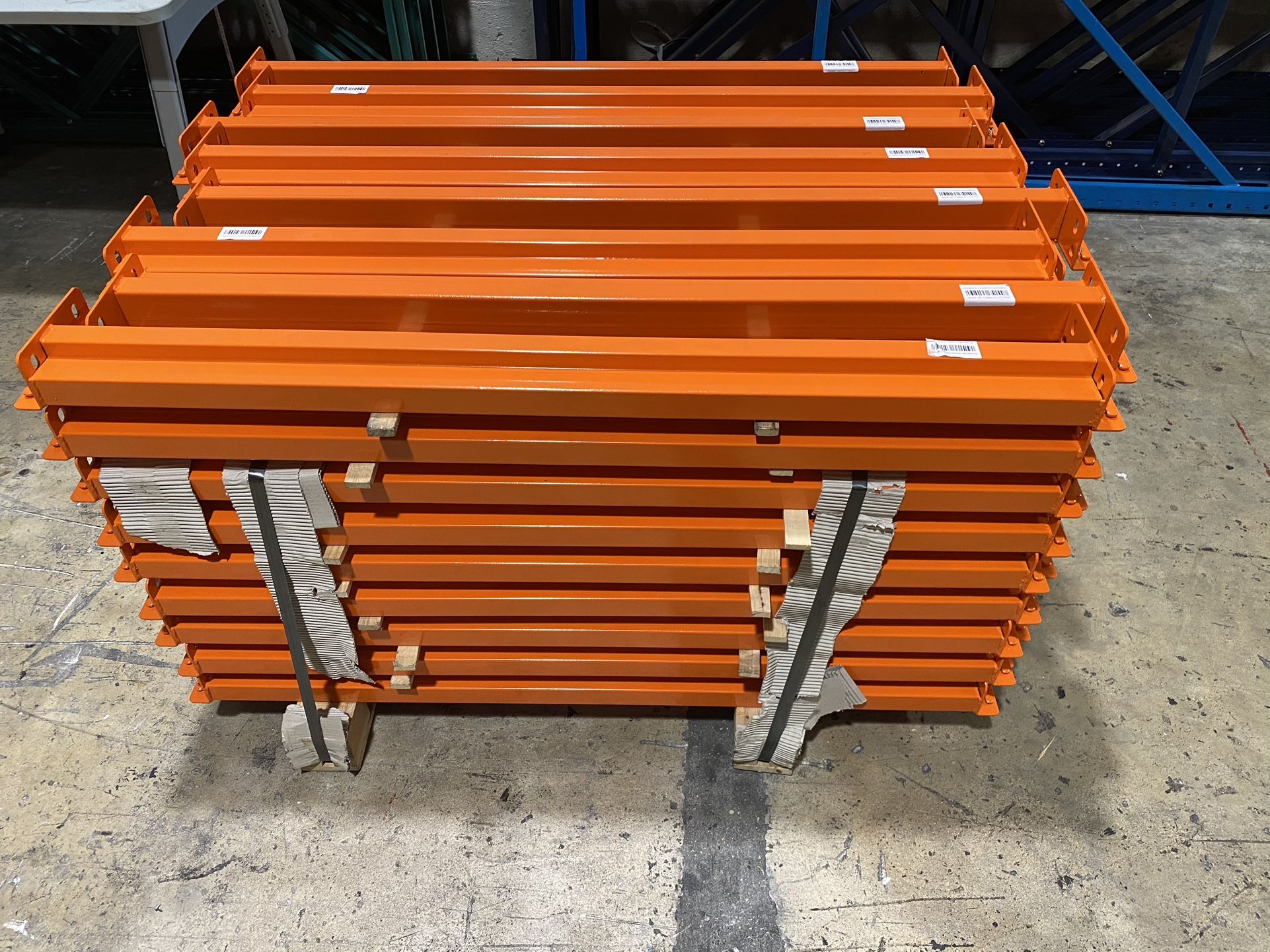 4ft Pallet Rack Beams for Sale in Pompano Beach, FL - OfferUp