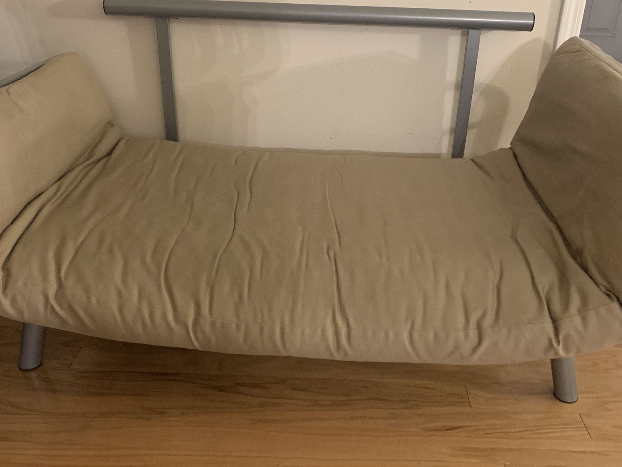 Couch With Adjustable Sides