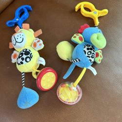 Lion And Elephant Car Seat Pulls And Rattles 