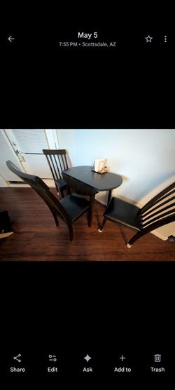 Dining Table & 4 Chairs