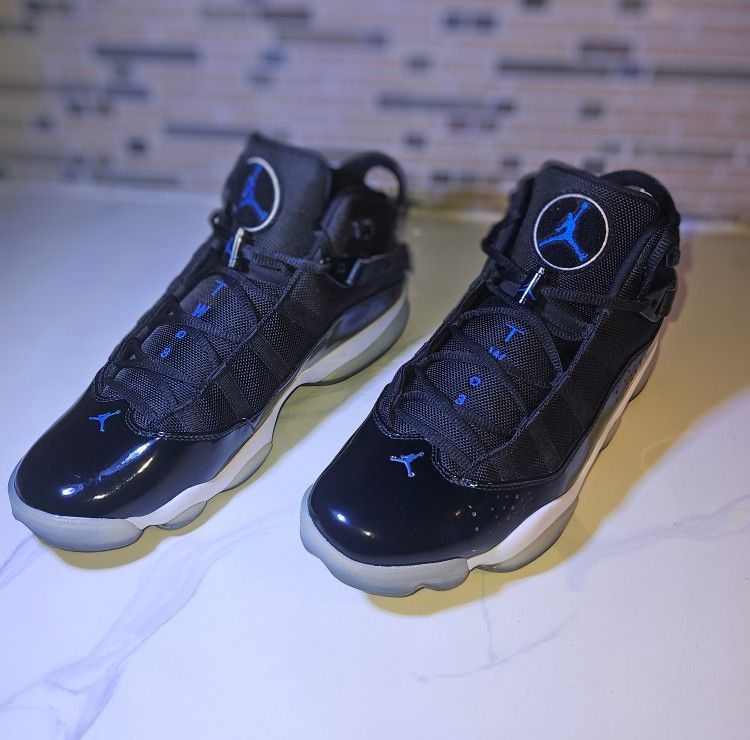 Jordan 6 Championships.    Size 10.5 