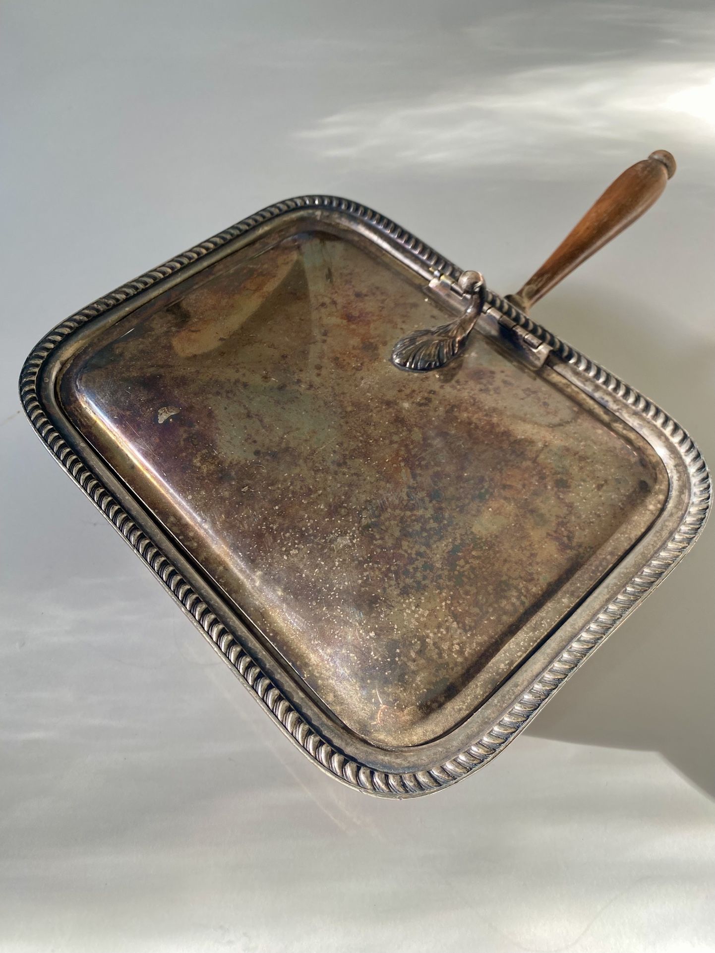 Vintage silver-plated silent butler or crumb catcher
