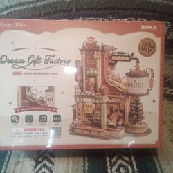 New Rokr dream gift factory wood mechanical puzzle set, New Condition. $15.00.