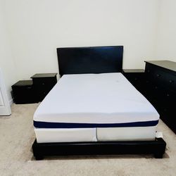 Bed with mattress. 1 bedside table. Little use. Cama Con Colchón. 1 Mesita De Noche. Poco Uso. 