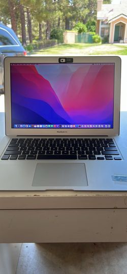 13” MacBook Air macOS 12.7 (2017)