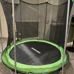 Trampoline 