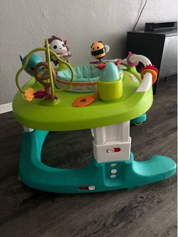 Baby bouncer